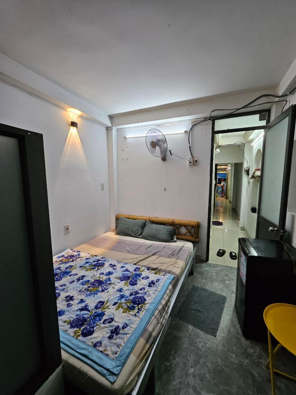 Homestay 26 Nguyen Van Lac Thành Pho Ho Chí Minh Esterno foto